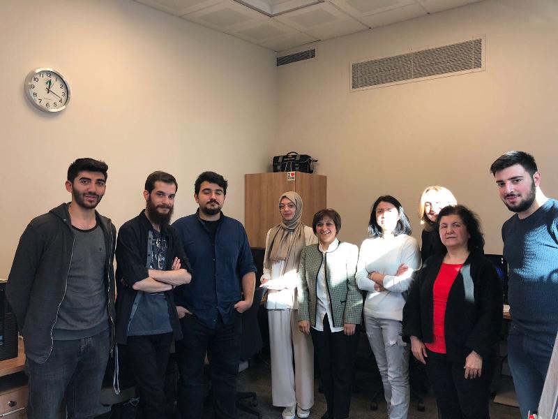 Prof. Dr. Aşkın Asan Üsküdar Üniversitesi stüdyolarını gezdi 3