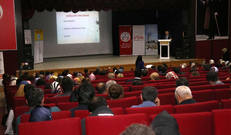 Prof. Dr. Nevzat Tarhan Malatya'da iki farklı konferansta eğitimcilere seslendi! 5