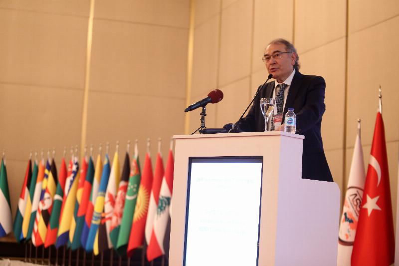 Prof. Dr. Nevzat Tarhan: “İslamiyet devrim değil, evrim öngörüyor” 2