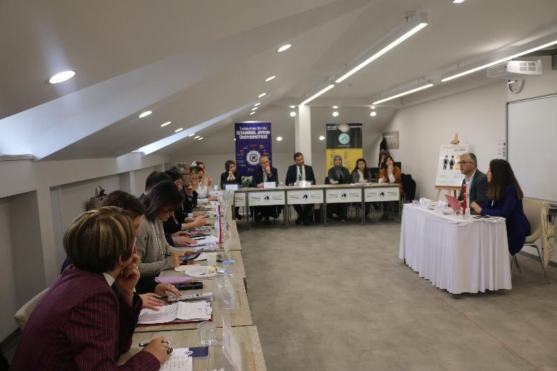 'Yeni Medya ve Aile Çalıştayı' Üsküdar Üniversitesinde yapıldı 9