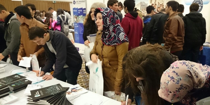 Üsküdar Üniversitesi Manisa’da Aday Öğrencilerle…