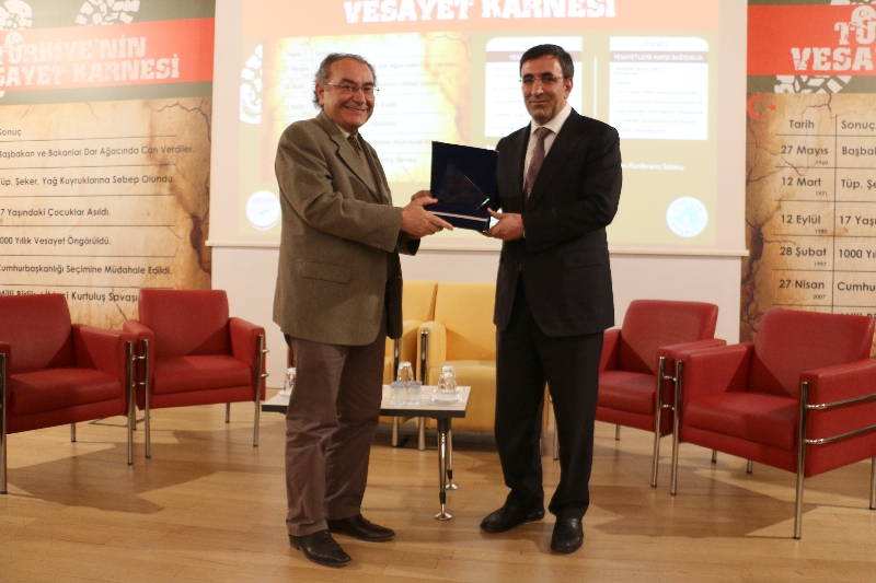 AK Parti Genel Başkan Yardımcısı Cevdet Yılmaz Üsküdar Üniversitesinde konuştu 2