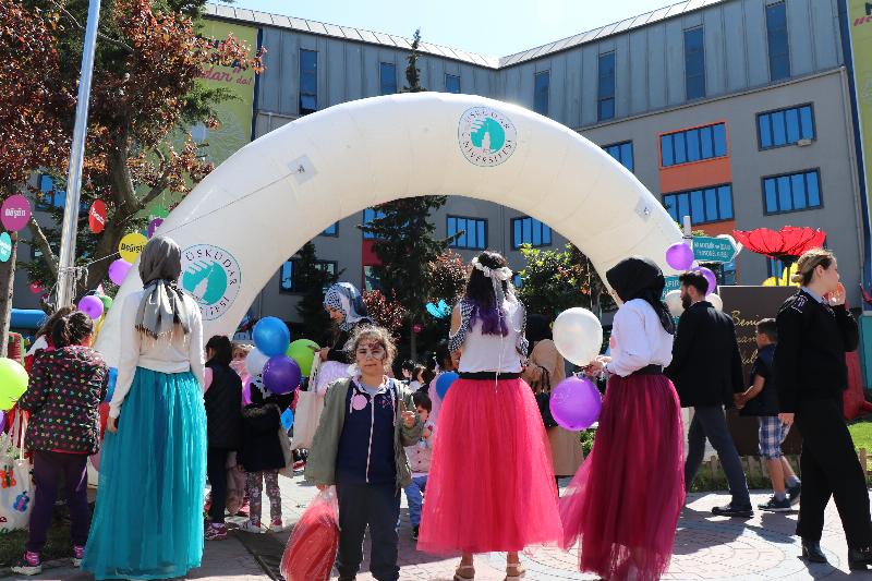 Üsküdar Üniversitesi’nde çocuk şenliği gerçekleştirildi