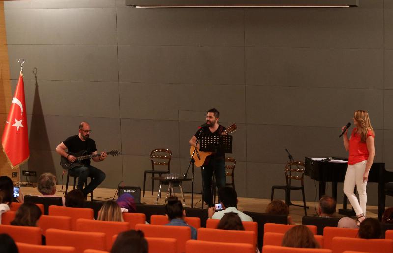 Üsküdar Üniversitesinde “Yaza Merhaba” konseri