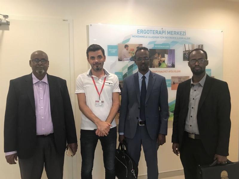 Somali Üniversitesi Rektörü Prof. Mohammed Ahmet Moalim NPİSTANBUL Beyin Hastanesini Ziyaret Etti Somali Üniversitesi Rektörü Prof. Mohammed Ahmet Moalim NPİSTANBUL Beyin Hastanesini Ziyaret Etti