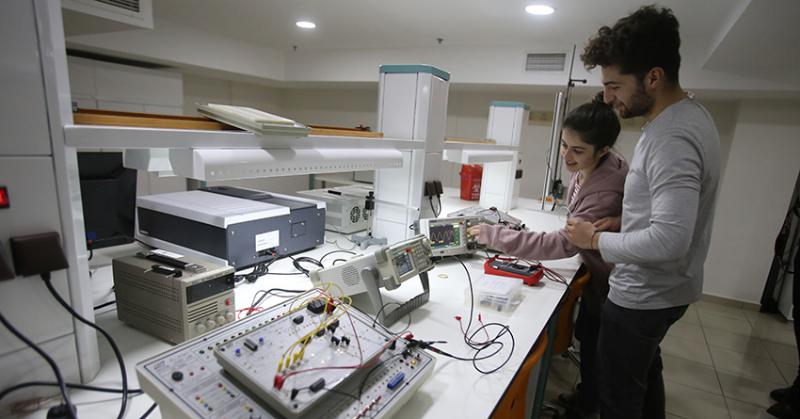 BSc] Electrical and Electronics Engineering - Koç University Application  Platform