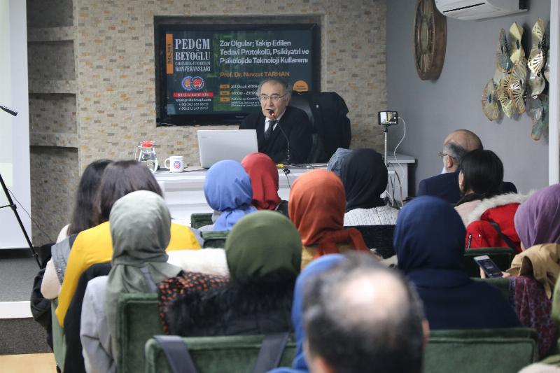 Prof. Dr. Nevzat Tarhan 3’üncü defa Beyoğlu Psikoterapi söyleşilerinde
