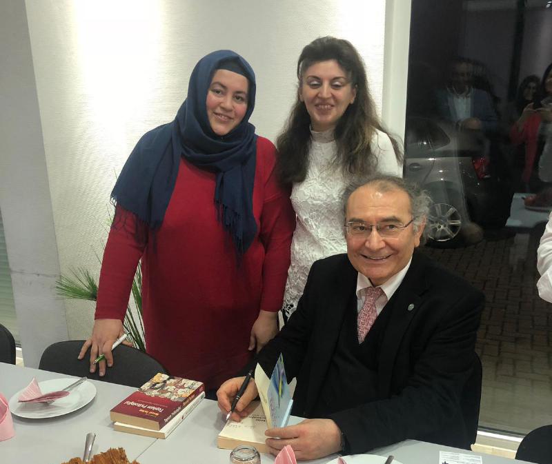 Prof. Nevzat Tarhan visited migration clinic in Germany 4