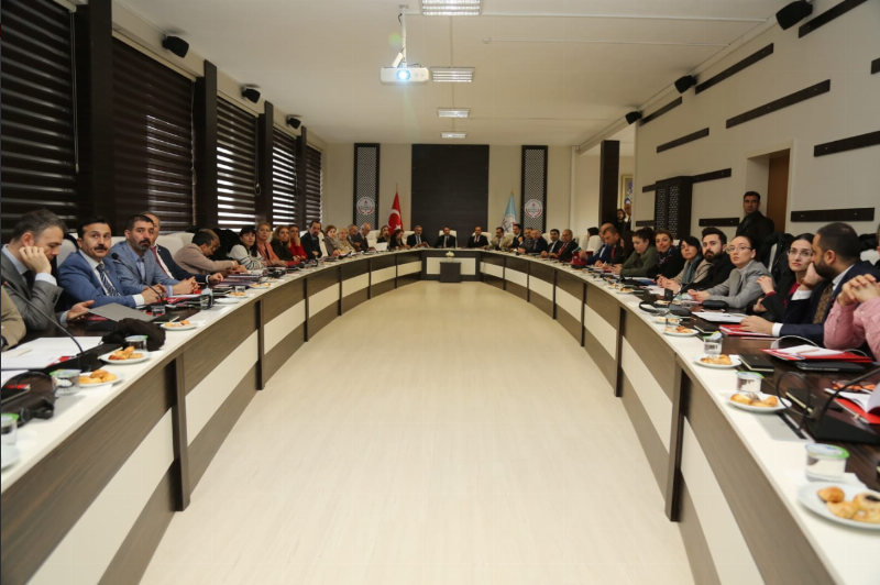 Üsküdar Üniversitesi 2023 Eğitim Vizyonu toplantısında