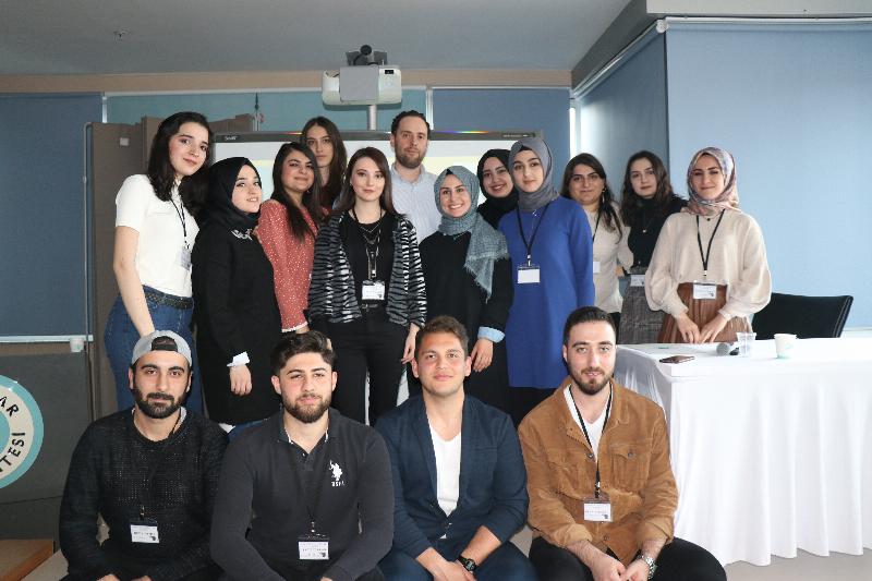 Üsküdar Üniversitesinde Start-Off Tedarik Zinciri konferansı gerçekleşti 3