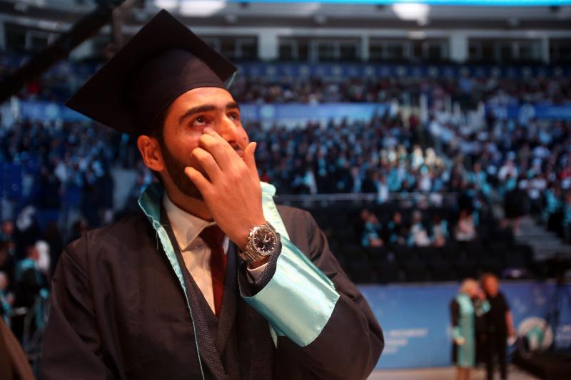 Üsküdar Üniversitesi’nin mezuniyet coşkusu 10