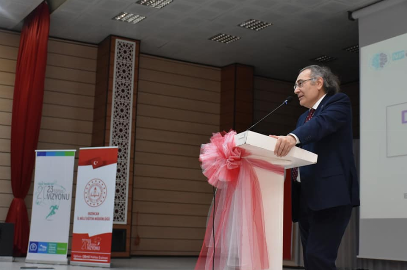 Prof. Dr. Nevzat Tarhan’a Erzincanlılardan yoğun ilgi 3