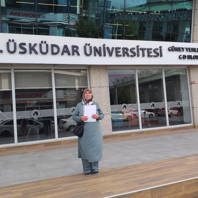 ilkokul mezunu fatma tunca nin yuksek lisansa uzanan basari hikayesi uskudar uni