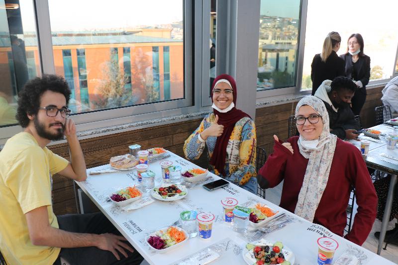 Uluslararası öğrenciler iftar yemeğinde buluştu 5
