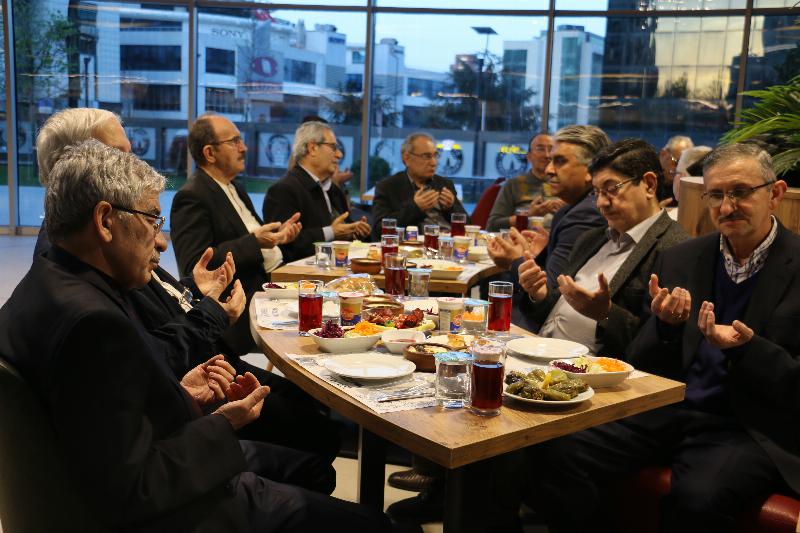Tarhan- İDER Vakfı üyeleri iftar yemeğinde bir araya geldi 4