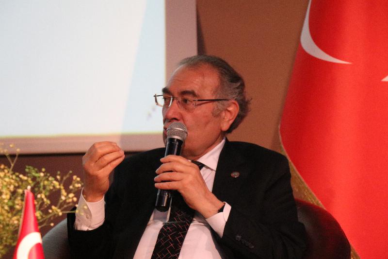 Prof. Dr. Nevzat Tarhan: “Anadolu irfanı akıyor, Türk bakıyor”