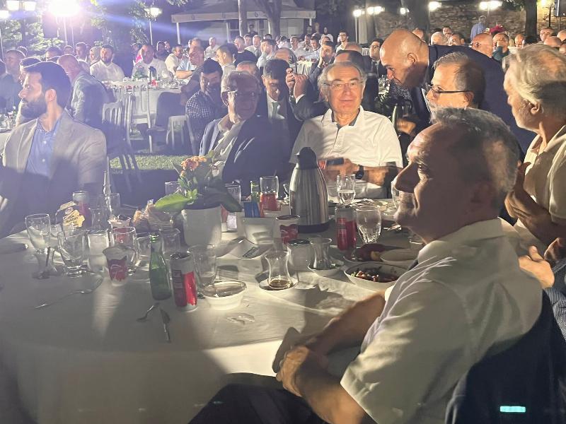 Prof. Tarhan Üsküdar Kaymakamı Murat Sefa Demiryürek’in veda yemeğine katıldı 2