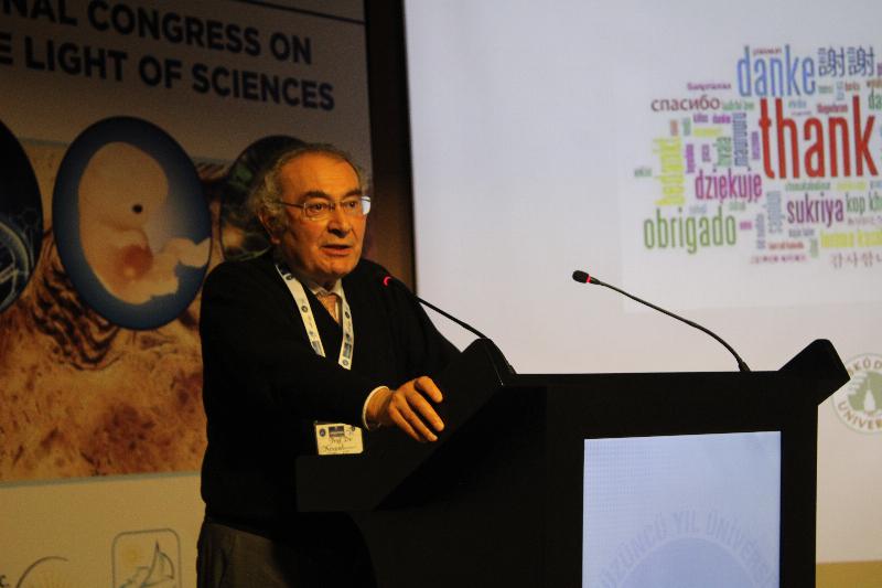 Prof. Dr. Nevzat Tarhan: “Metaverse, evrenin bir simülasyon olduğu ihtimalini güçlendiriyor”