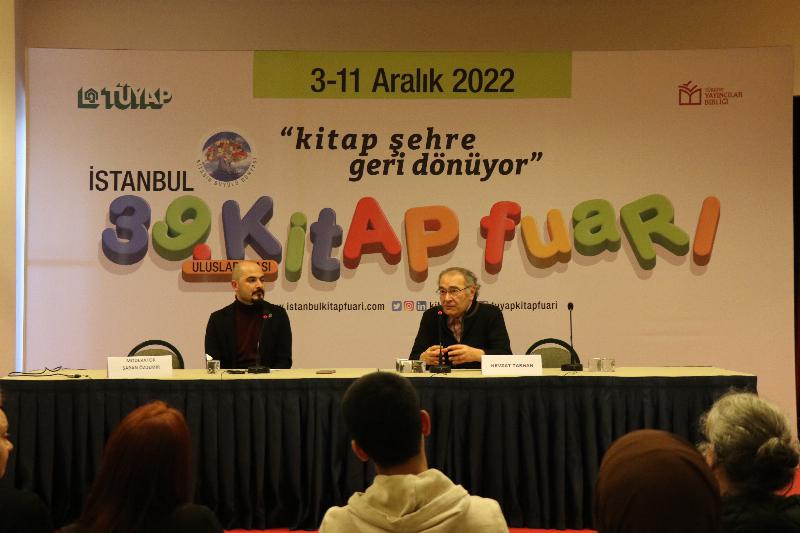 Prof. Dr. Nevzat Tarhan’a İstanbul TÜYAP kitap fuarında yoğun ilgi… 2