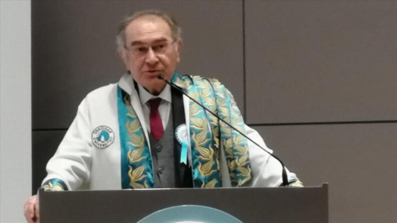 Prof. Dr. Tarhan, depremin travmatik etkisinin geçmesinde sporun önemine değindi