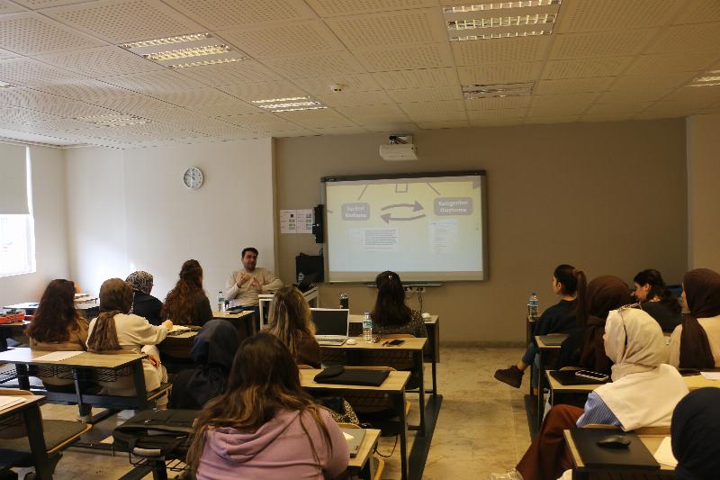 MAXQDA: VERİ ANALİZİ SÜRECİNDE MAXQDA KULLANIMI