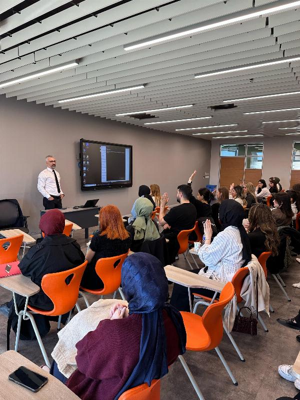 Normal Koklea ve Koklear Anomalilerde Elektrot Dizisi Seçimi, Örnek Vakalarla Simülasyon